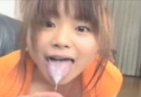 Нарезка камшотов из старого видео про азиаток со спермой во рту